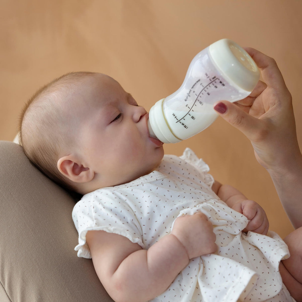 difrax-newborn-starterset-anti-colic-s-babyflessen-2-x-170-ml-2-x-250-ml-ivory-2 image 2