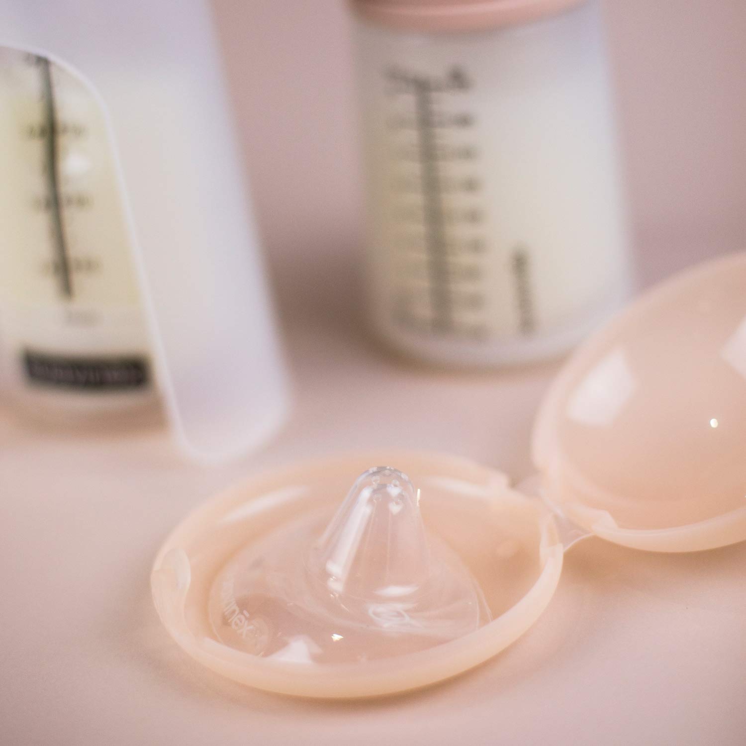 suavinex-bouts-de-sein-en-silicone-taille-m-2-unit-s-avec-bo-te-hygi-nique image 7