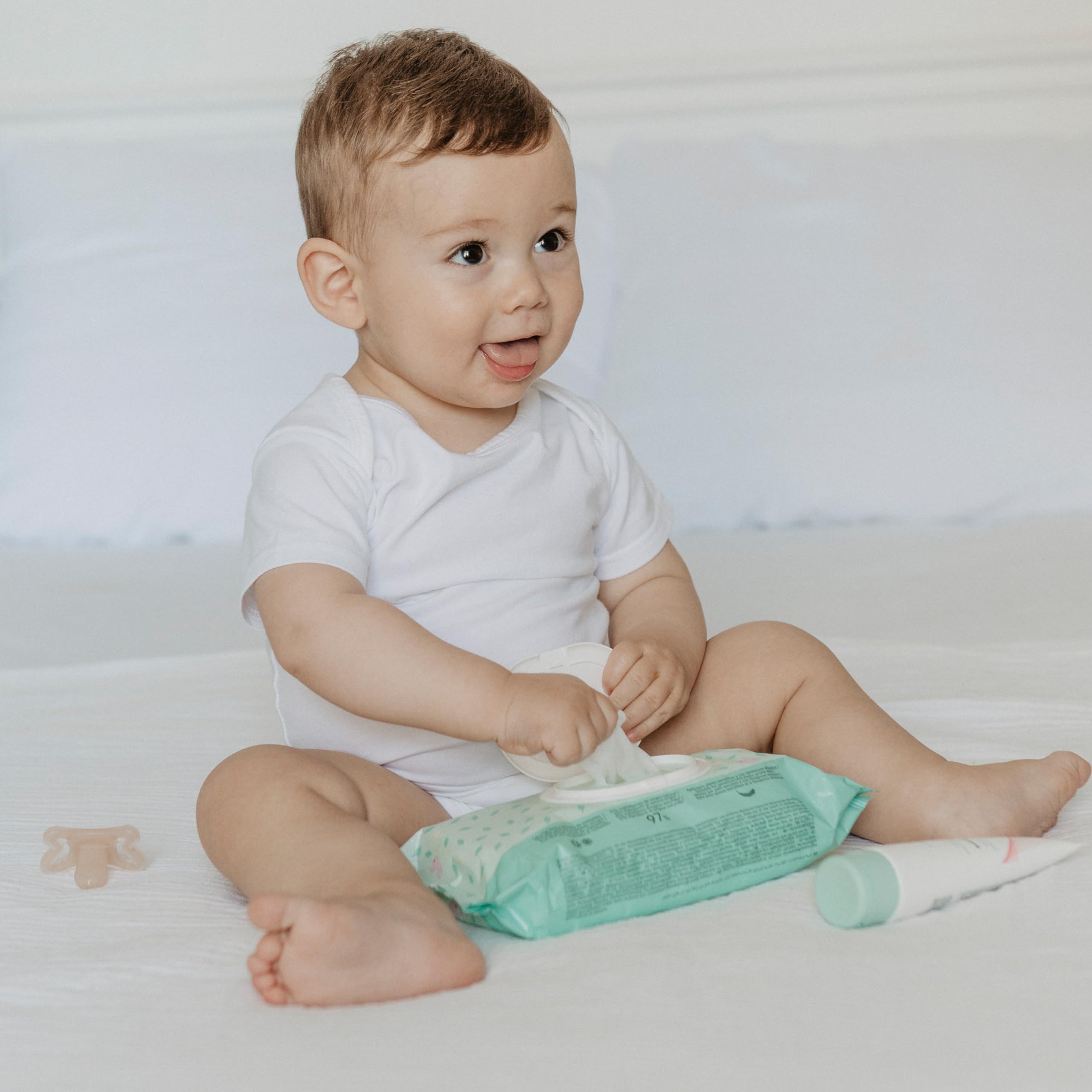 suavinex-lingettes-dermohydratantes-b-b-peaux-atopiques-95-ingr-dients-naturels- image 6