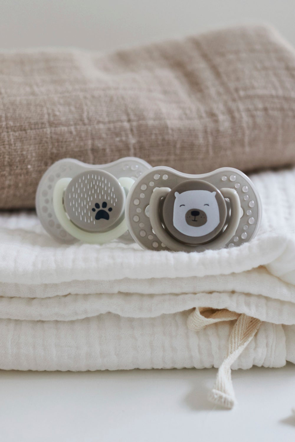difrax-lovi-dynamique-buddy-bear-sucette-dynamique-nouveau-n-0-mois-ourson image 2